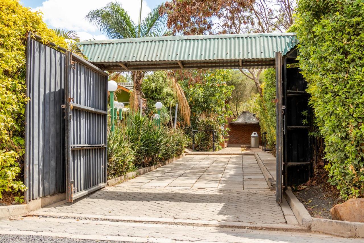 D2W Residency Suites Syokimau エクステリア 写真