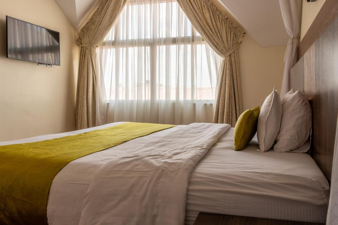 D2W Residency Suites Syokimau エクステリア 写真