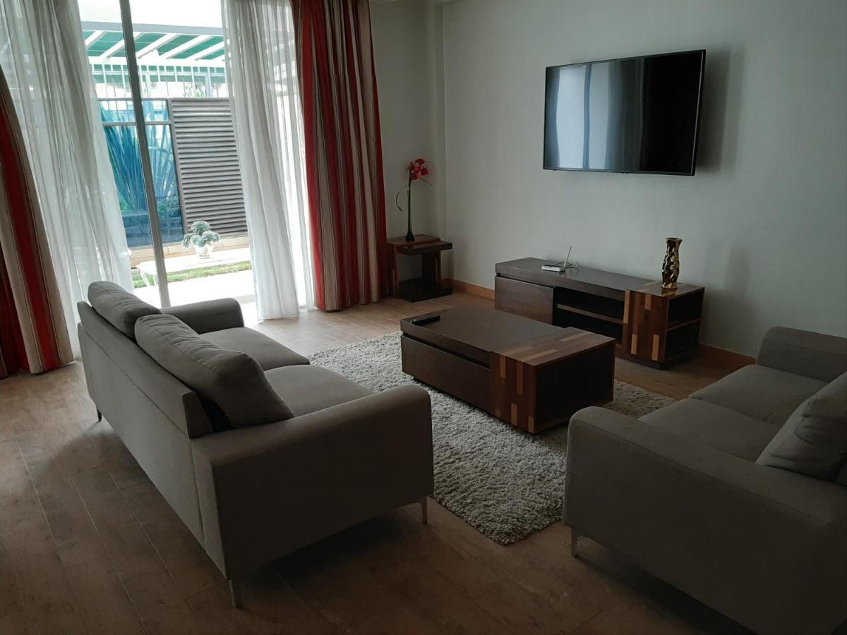 D2W Residency Suites Syokimau エクステリア 写真